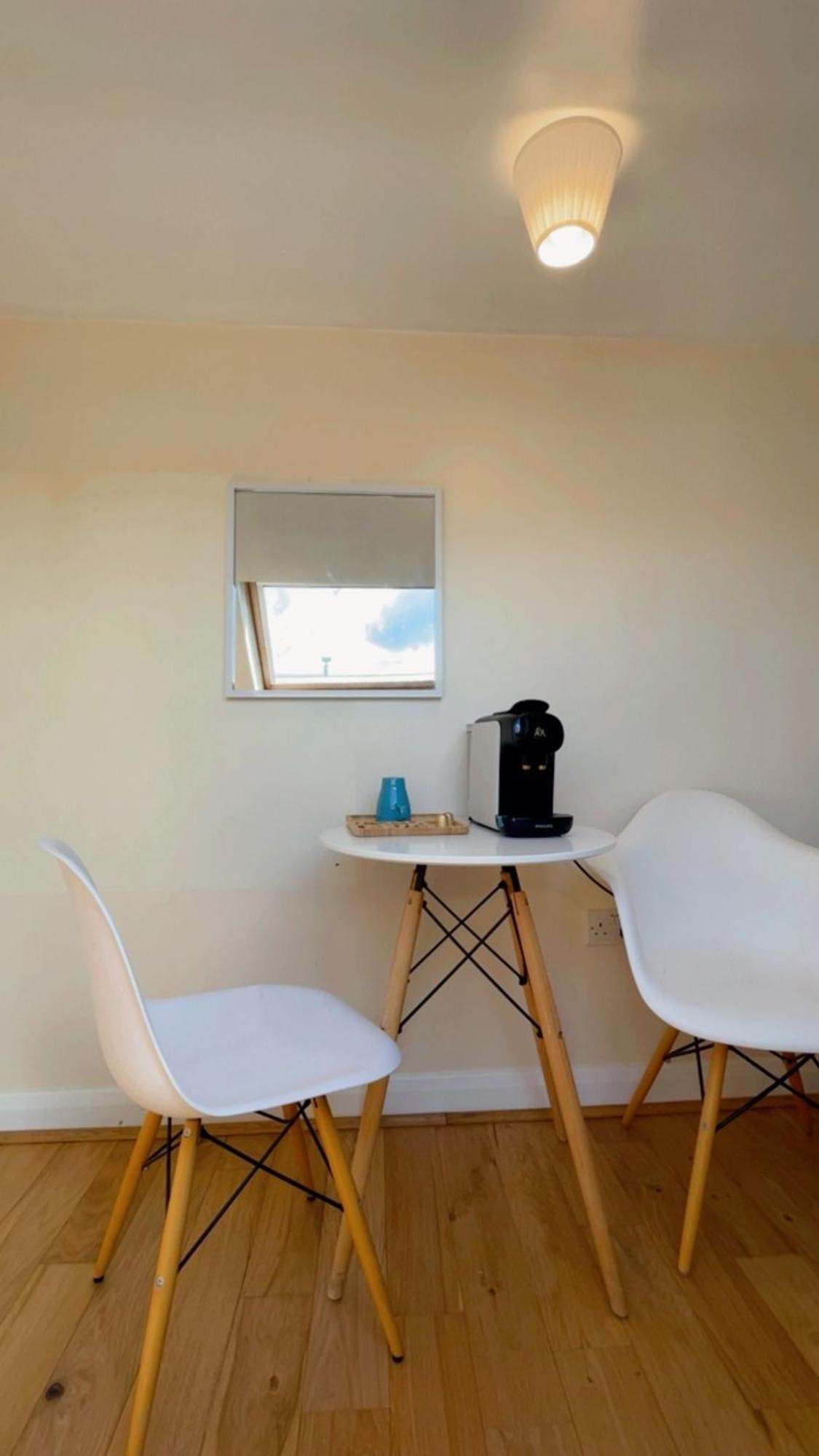 Lily Apartment Whetstone ภายนอก รูปภาพ